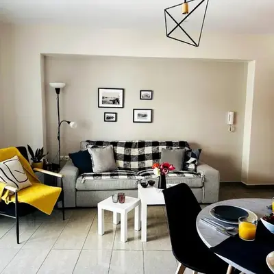 Cozy Snuggle- 2min To Beach