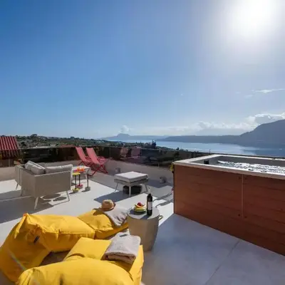 Flos Apartments