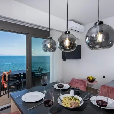ALPHA SUITES