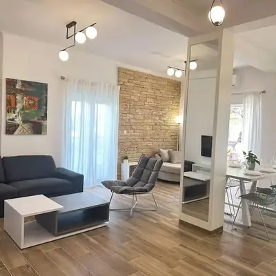Delvia Luxury Residence