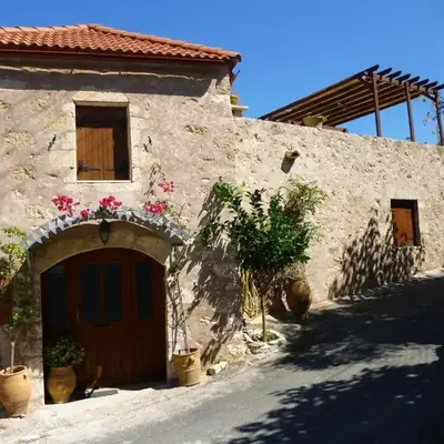 Charmante maison crétoise à Embrosneros