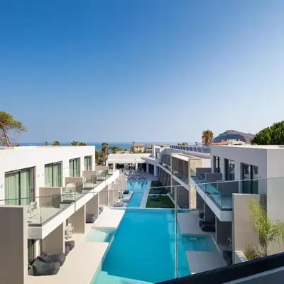 Phos Hotel Adults Only