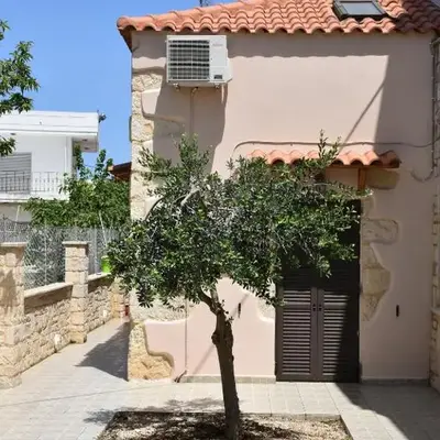 Stefanie's House