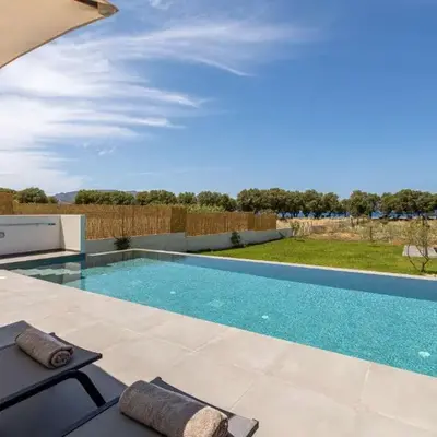 Myrtle Villa by Vintage Travel