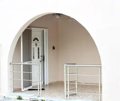 an archway leading into a room with two shelves at Sea Sight Vibes in Frangokastello