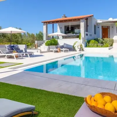 Villa Ampelaki - Premium Villa with heated pool
