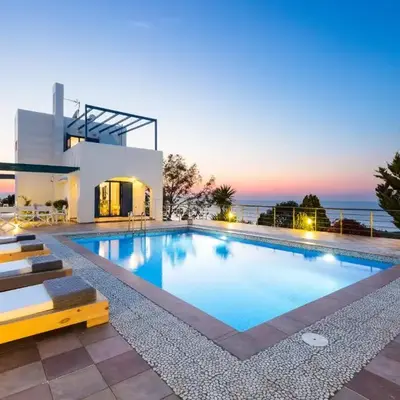 Villa Blanca Collection
