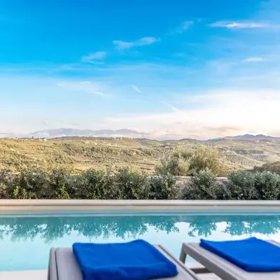 Apithano Heated pool on demand