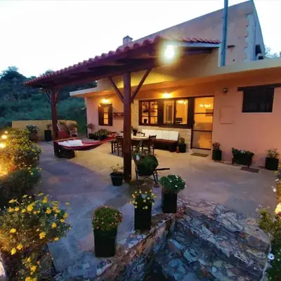 Thymes traditional house
