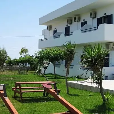 Flisvos Apartments