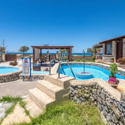 Drapanias BeachFront Apartments - Marinakis