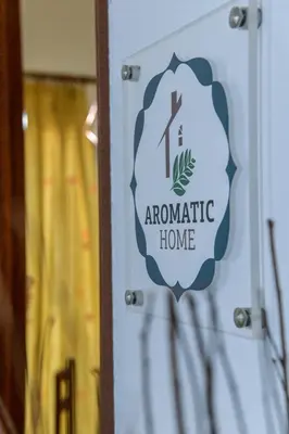 a sign for an organic home on a door at Aromatic Home in Kissamos