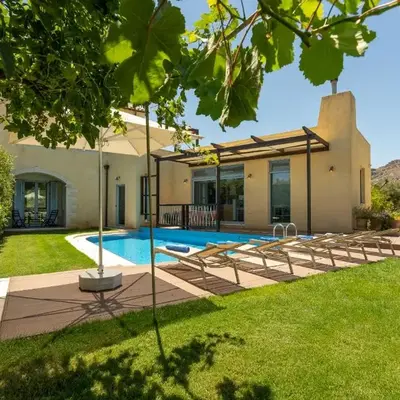 Calma Seaside Villa
