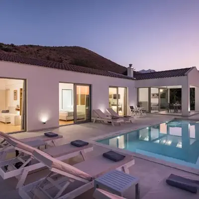 Villa White Harmony