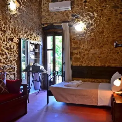 Kamara Stone House