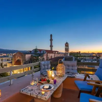 La Barchetta Old Town Home with Seaview