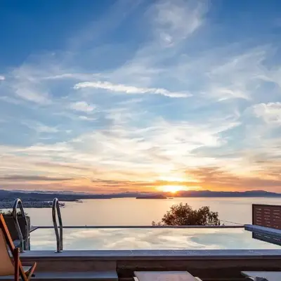 Omnia Villas - 