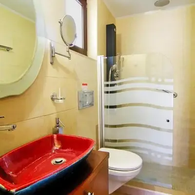 Holiday home with pool