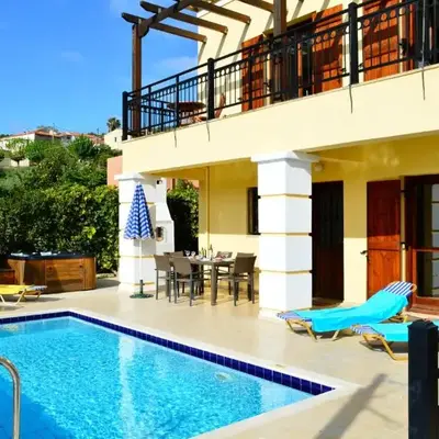 Villa Spilia Homeleader