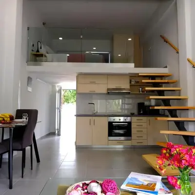 Erinaki Apartments