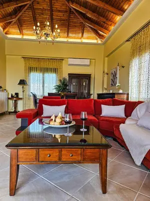 Gallery image of Villa Aitheras with sea views and garden in Stérnai
