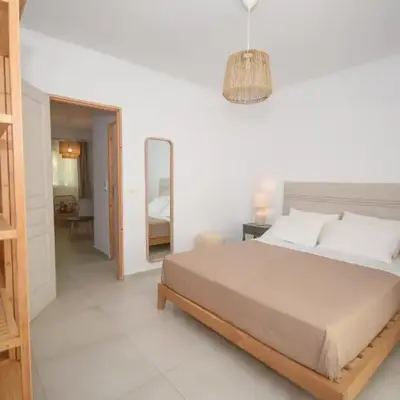 Elia Apartments